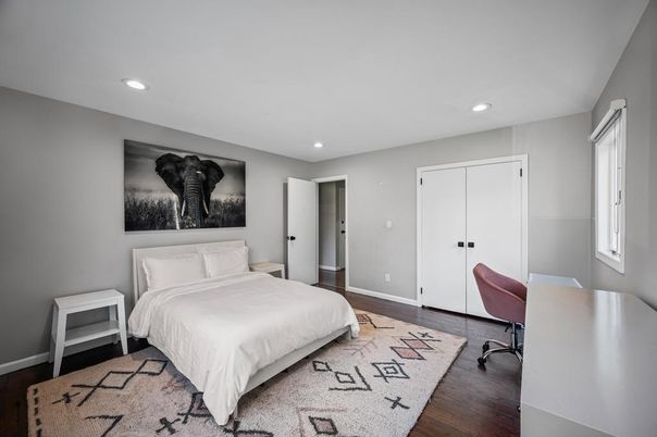 Bedroom, Home Office, Interior, Recessed Lighting, Wood Texture Flooring