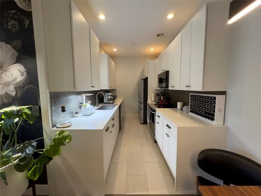 Interior, Kitchen, Recessed Lighting