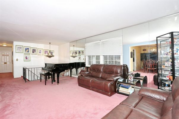 Interior, Living room, Piano