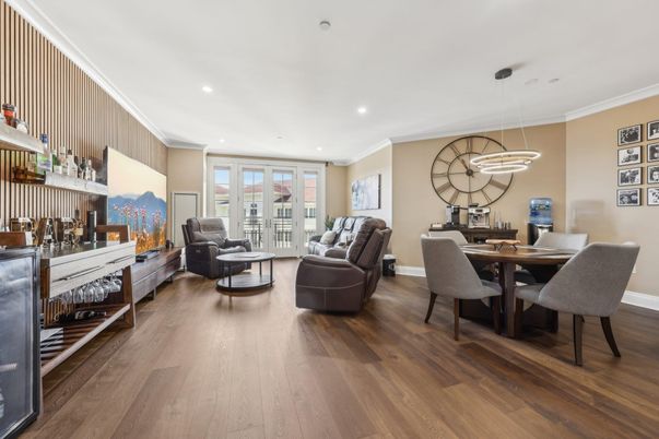 Dining room, Interior, Living room, Pendant Lights, Recessed Lighting, Wood Texture Flooring