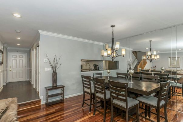 Chandelier, Dining room, Interior, Recessed Lighting, Wood Texture Flooring