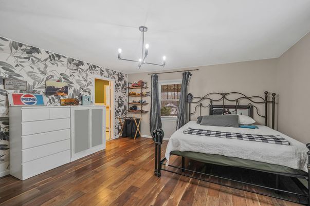 Bedroom, Interior, Pendant Lights, Wood Texture Flooring