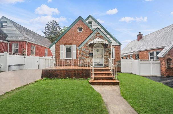 Exterior, Facade, Brick Facade, Tudor Revival
