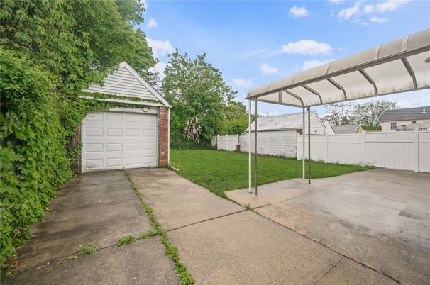 Backyard, Detached Garage, Exterior