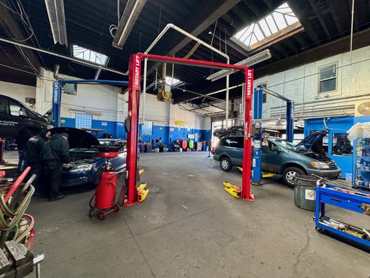 Garage, Interior