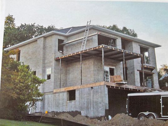 Exterior, Facade, Modern
