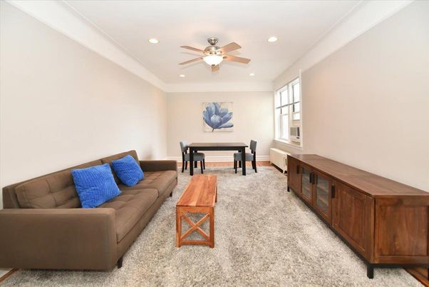 Dining room, Interior, Living room, Recessed Lighting