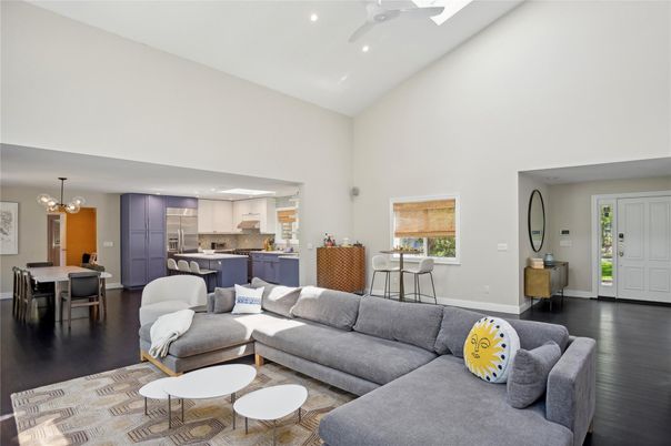 Dining room, Interior, Kitchen, Living room, Pendant Lights, Recessed Lighting, Stainless Steel Appliances, Wood Texture Flooring
