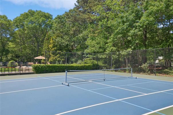 Exterior, Tennis Courts