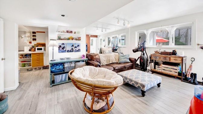 Fitness Equipment, Interior, Living room, Wood Texture Flooring