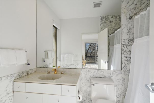Bathroom, Interior, Marble Walls