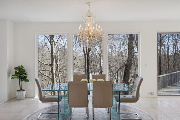 Chandelier, Dining room, Interior
