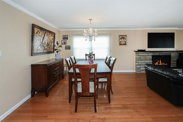 Chandelier, Dining room, Fireplace, Interior, Wood Texture Flooring