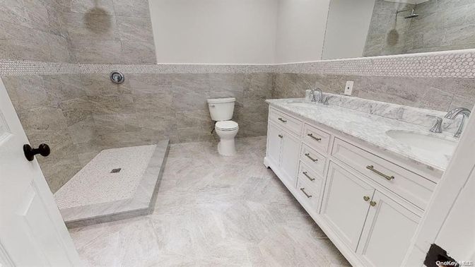 Bathroom, Dual Sink Vanities, Interior, Marble
