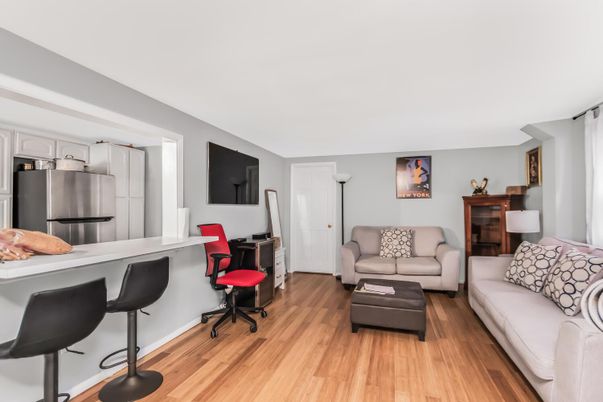 Home Office, Interior, Kitchen, Living room, Stainless Steel Appliances, Wood Texture Flooring