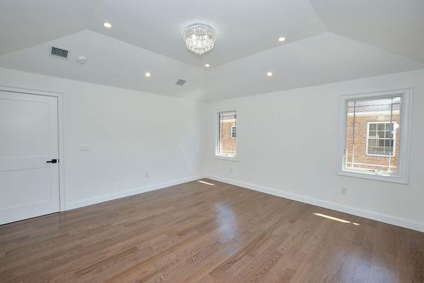 Chandelier, Empty room, Interior, Recessed Lighting, Wood Texture Flooring