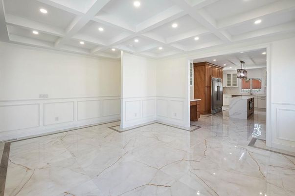 Chandelier, Interior, Kitchen, Marble, Pendant Lights, Recessed Lighting