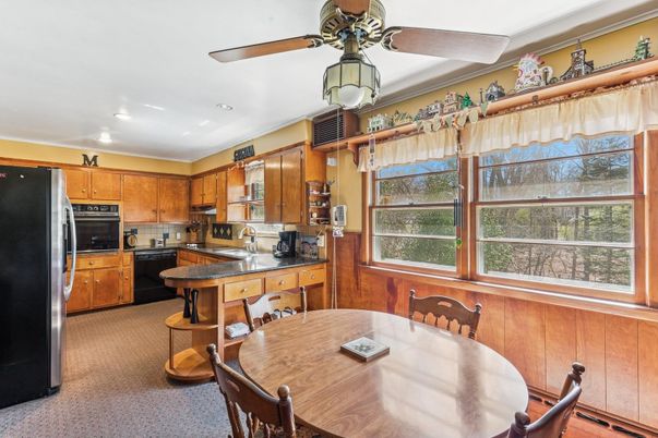 Dining room, Interior, Kitchen, Recessed Lighting