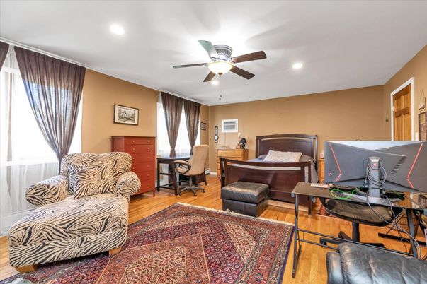 Bedroom, Home Office, Interior, Recessed Lighting, Wood Texture Flooring