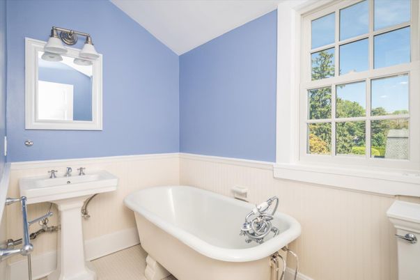 Bathroom, Free Standing Baths, Interior