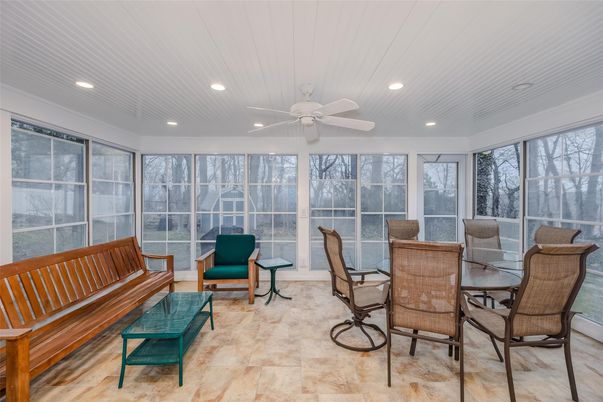 Dining room, Interior, Recessed Lighting, Sun Room