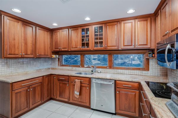 Interior, Kitchen, Recessed Lighting