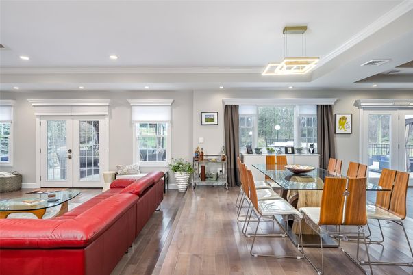 Dining room, Interior, Living room, Pendant Lights, Recessed Lighting, Wood Texture Flooring