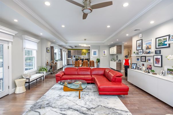 Dining room, Interior, Living room, Pendant Lights, Recessed Lighting, Wood Texture Flooring