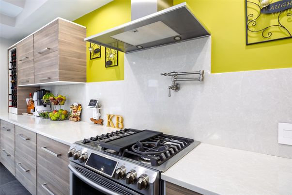 Interior, Kitchen, Stainless Steel Appliances