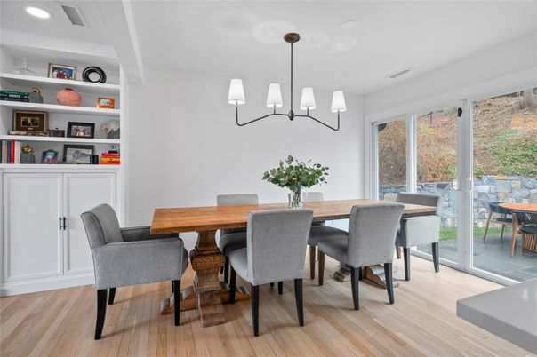 Chandelier, Dining room, Interior, Recessed Lighting, Wood Texture Flooring