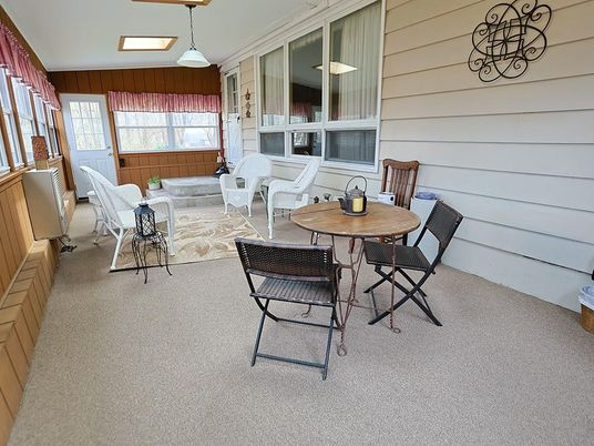 Dining room, Interior