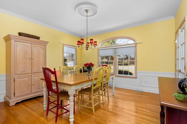 Chandelier, Dining room, Interior, Wood Texture Flooring