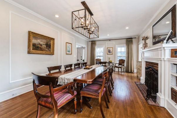 Dining room, Fireplace, Interior, Recessed Lighting, Wood Texture Flooring