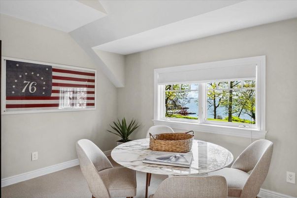 Dining room, Interior