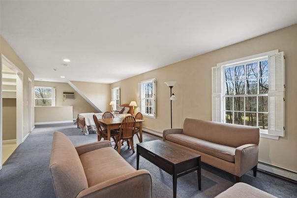 Dining room, Interior, Living room, Recessed Lighting