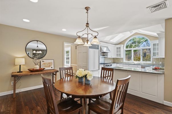Dining room, Interior, Kitchen, Pendant Lights, Recessed Lighting, Wood Texture Flooring