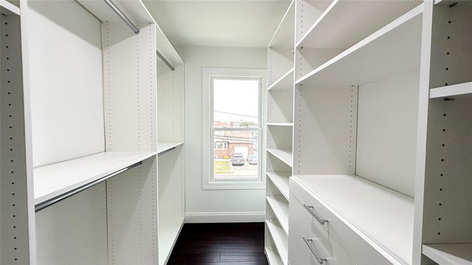 Interior, Walk-in Closets, Wood Texture Flooring