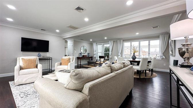 Dining room, Interior, Living room, Recessed Lighting, Wood Texture Flooring
