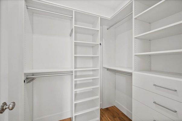 Interior, Walk-in Closets, Wood Texture Flooring