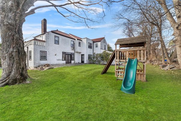 Backyard, Exterior, Playground