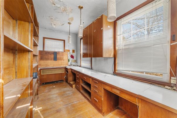 Interior, Kitchen, Pendant Lights, Wood Texture Flooring