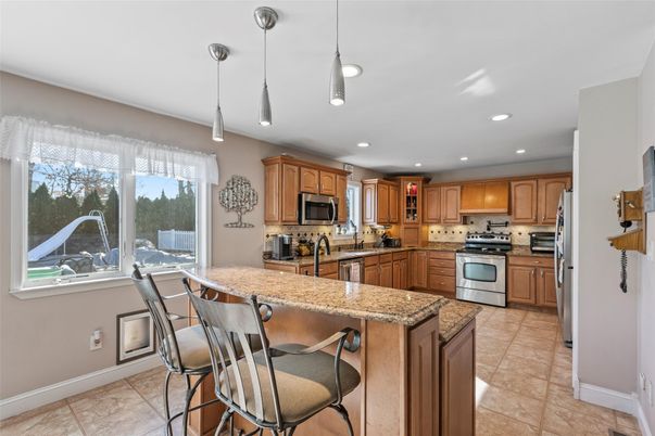 Interior, Kitchen, Pendant Lights, Recessed Lighting, Stainless Steel Appliances
