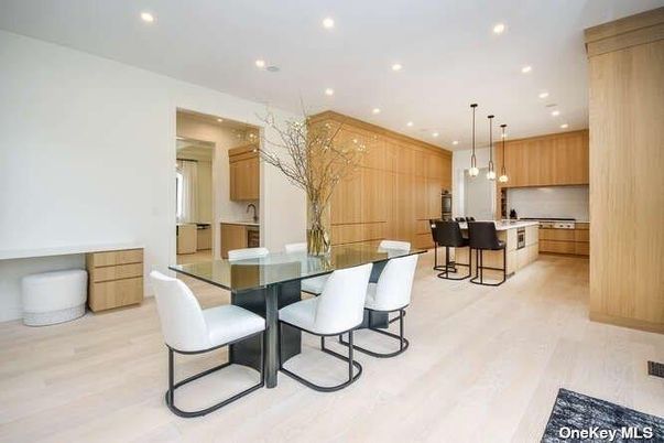 Dining room, Interior, Kitchen, Pendant Lights, Recessed Lighting, Wood Texture Flooring