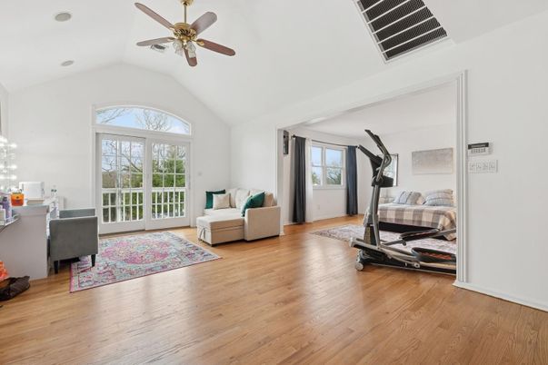 Bedroom, Fitness Equipment, Interior, Wood Texture Flooring