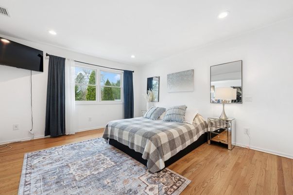 Bedroom, Interior, Recessed Lighting, Wood Texture Flooring