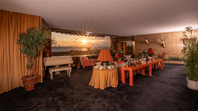 Dining room, Interior, Living room, Piano, Stone Walls