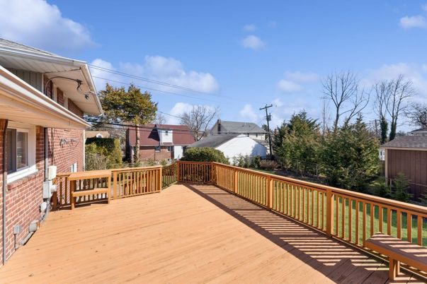 Exterior, Wood Texture Flooring