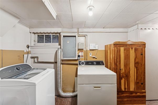 Interior, Utility Closets, Washer