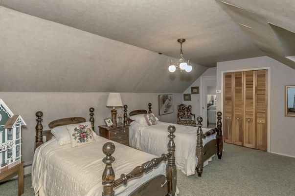 Bedroom, Interior, Pendant Lights