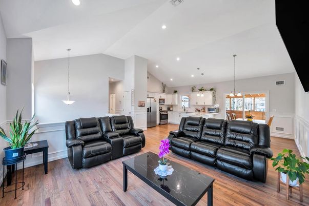 Dining room, Interior, Kitchen, Living room, Pendant Lights, Recessed Lighting, Wood Texture Flooring